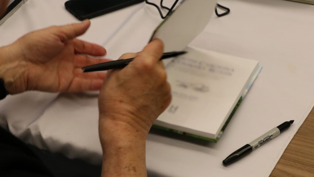 Séances de dédicace Séances de dédicace